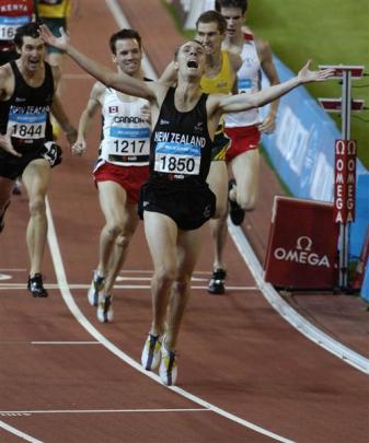 Nick Willis as he claims gold in the 1500m at the 2006 Games in Melbourne. Photo by Craig Baxter.