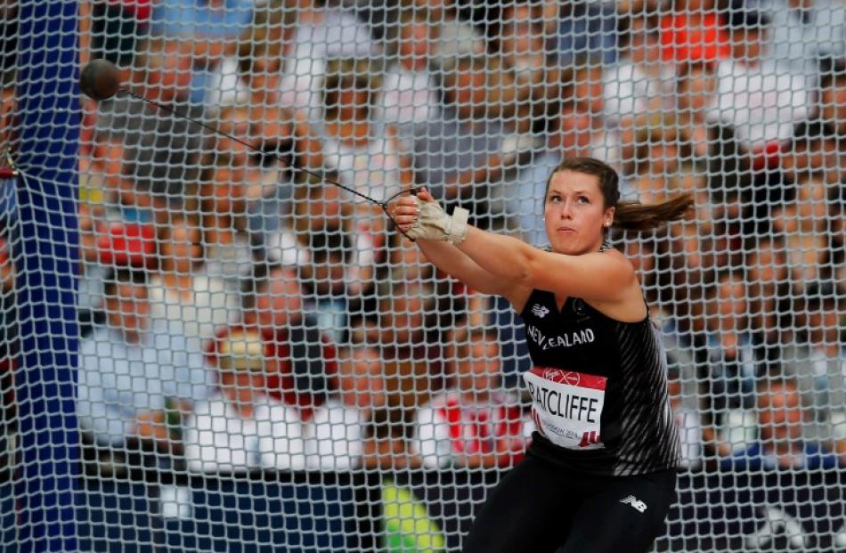 New Zealand's Julia Ratcliffe competes in the women's hammer throw final. REUTERS/Suzanne Plunkett