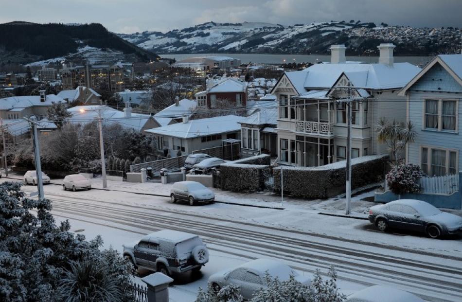 A view over Dunedin from Royal Tce.