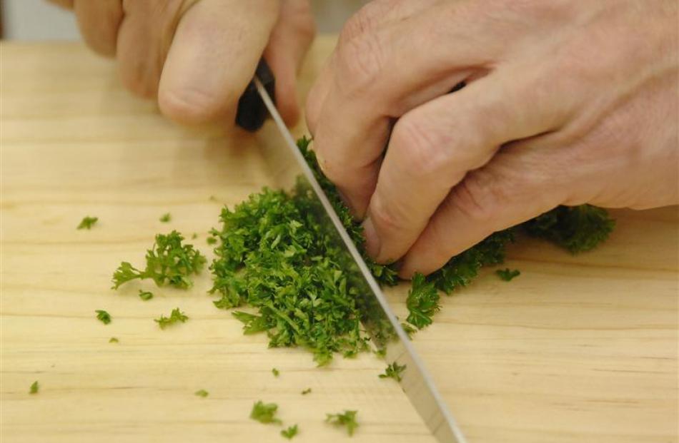 How to... chop parsley (or chives) Otago Daily Times Online News
