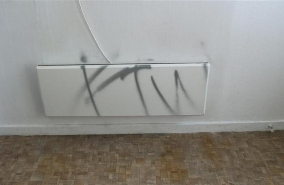 The results after a Clinton house was broken into and vandalised this week.