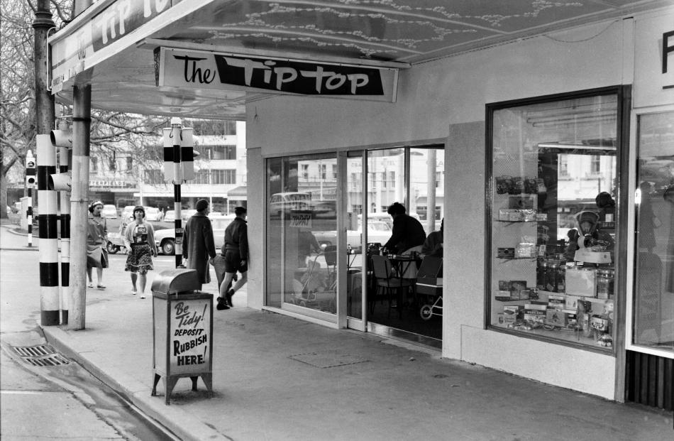 Tip Top Milk Restaurant, corner of Princes Street and the Octagon. 1964.