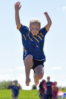 Otago team member Nova Keen,10, competes in the Halberg Games South.