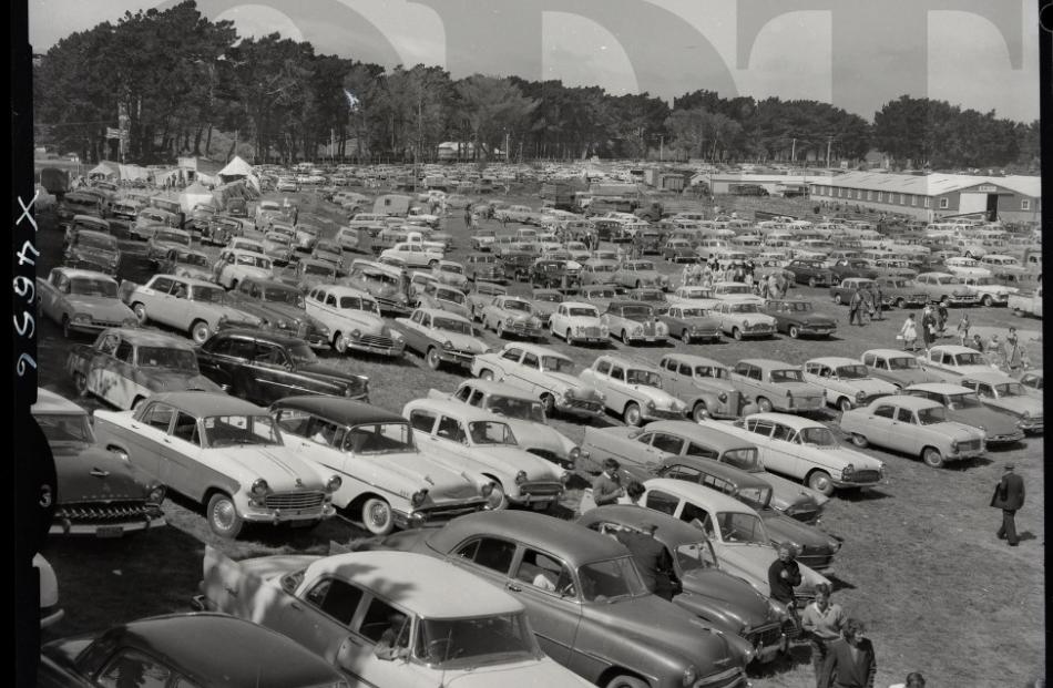 Feb 1962. Car park crowd at the Otago A & P Show Tahuna Park.