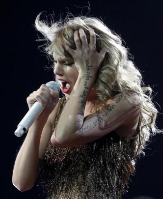 Swift in concert.