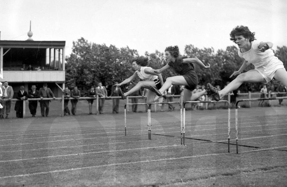 Published 19/2/1949. Miss P, Callanan led the field to win the 80 metres in the hurdles at the...