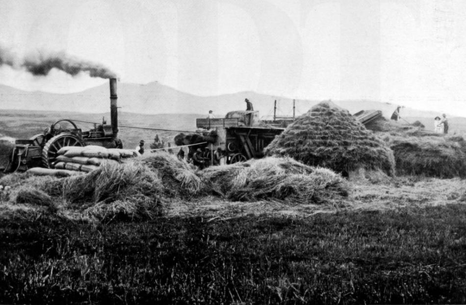26/06/1912, Otago Witness. A threshing plant working at Mr Howden's farm, Island Cliff, about 20...