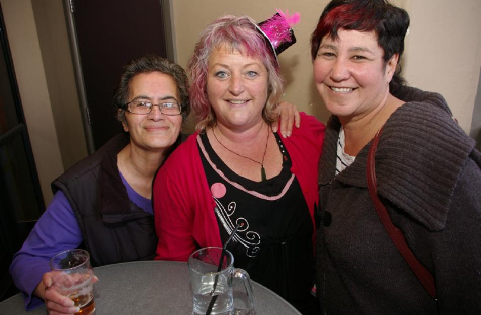 Sarah Wanihi of Balclutha, Tracey Ford of Kaka Point, and Elisa Kneale of Balclutha.