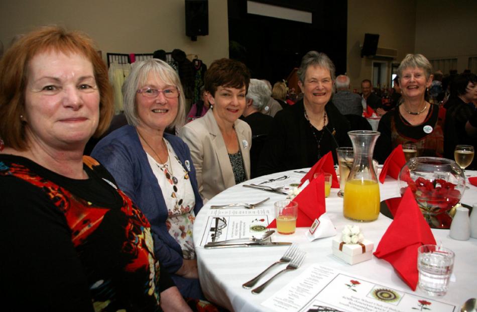 Carole King, Norma Anderson, Helen Kinsington, Beth McNeill and Rosemary Chin, all of Invercargill.