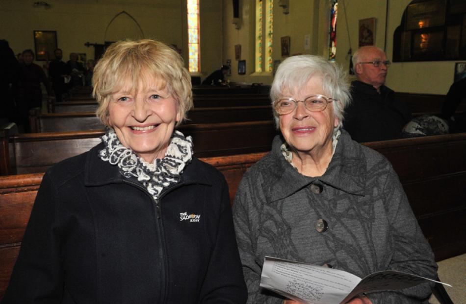 Di O'Fee and Elaine Jenkins, both of Dunedin.