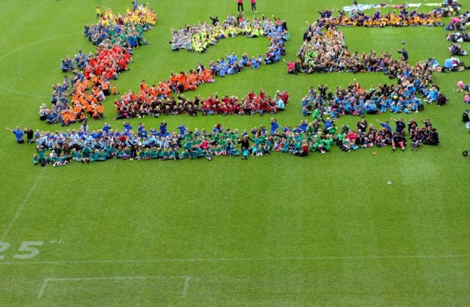 All 880 pupils from the Dunedin Kindergarten Association's 23 kindergartens form a giant 125.