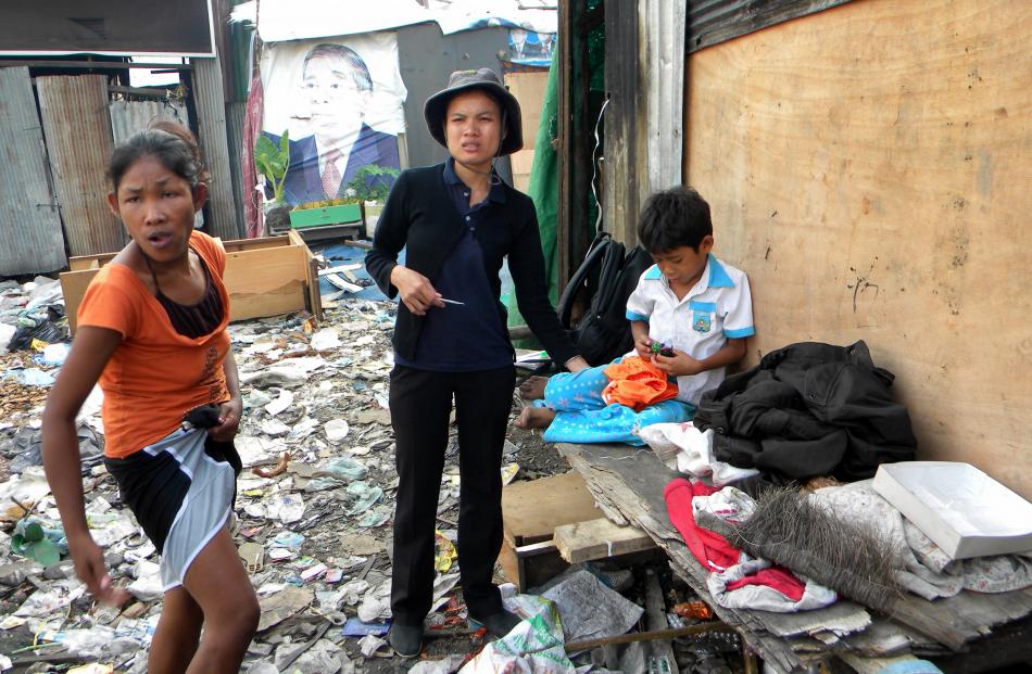 Nurse Linda Bahn (centre) found that separating HIV-infected Diamond from his mother was not...