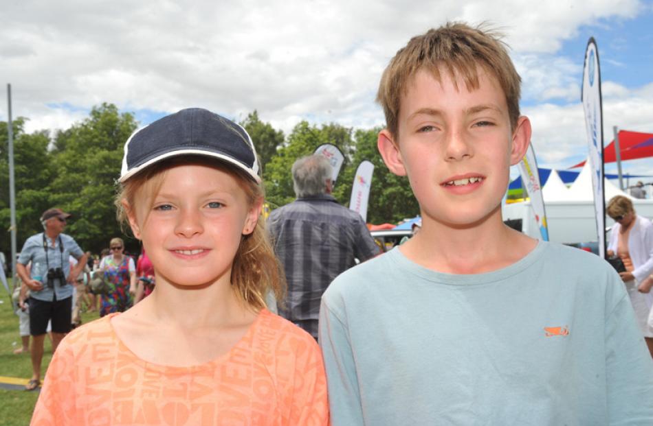 Millie McKenzie (10) and Micheal Chesney (11), both of Invercargill.
