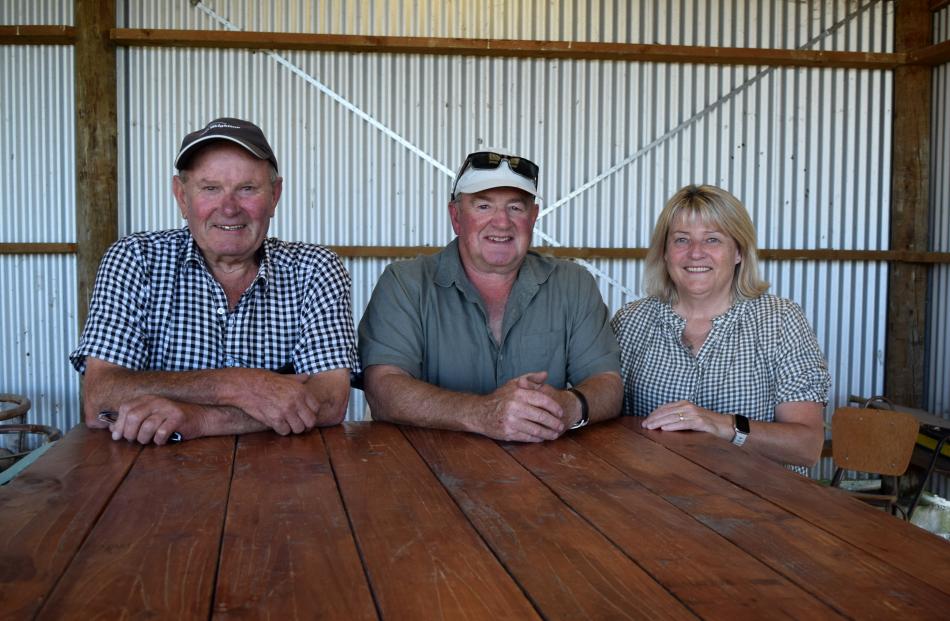 Murray Robertson, of Tapanui, Paul Clement and Phil Clement, both of Merino Downs.