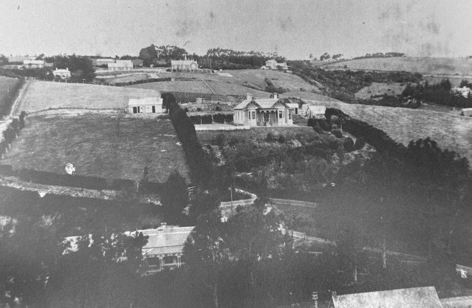 Lauriston can be seen in the centre of this photo. The original driveway leads up to the stables...