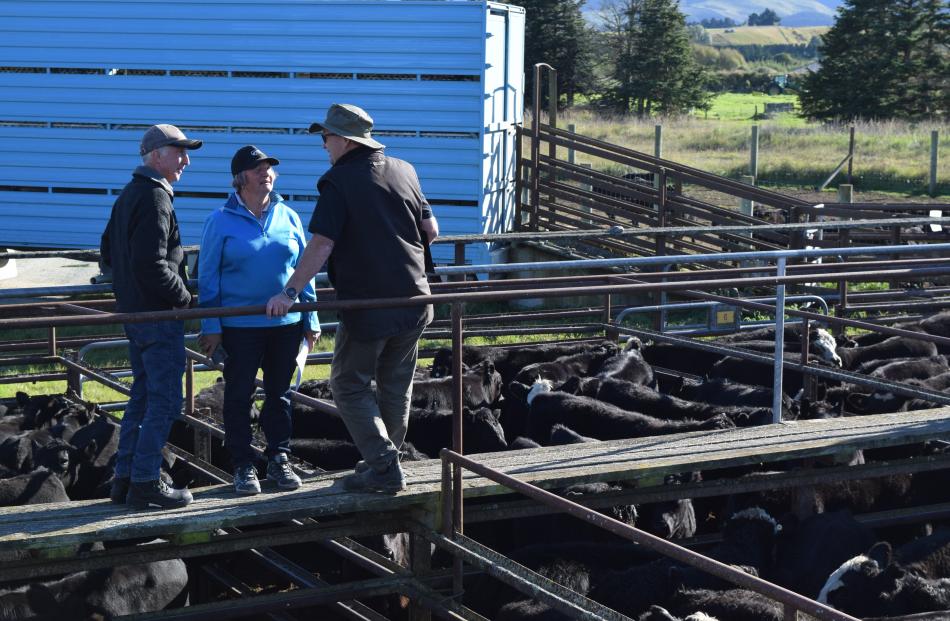 Having a chat are (from left) Jeremy Cameron and Julie Cameron, both of Hyde and Garth "Tussock"...