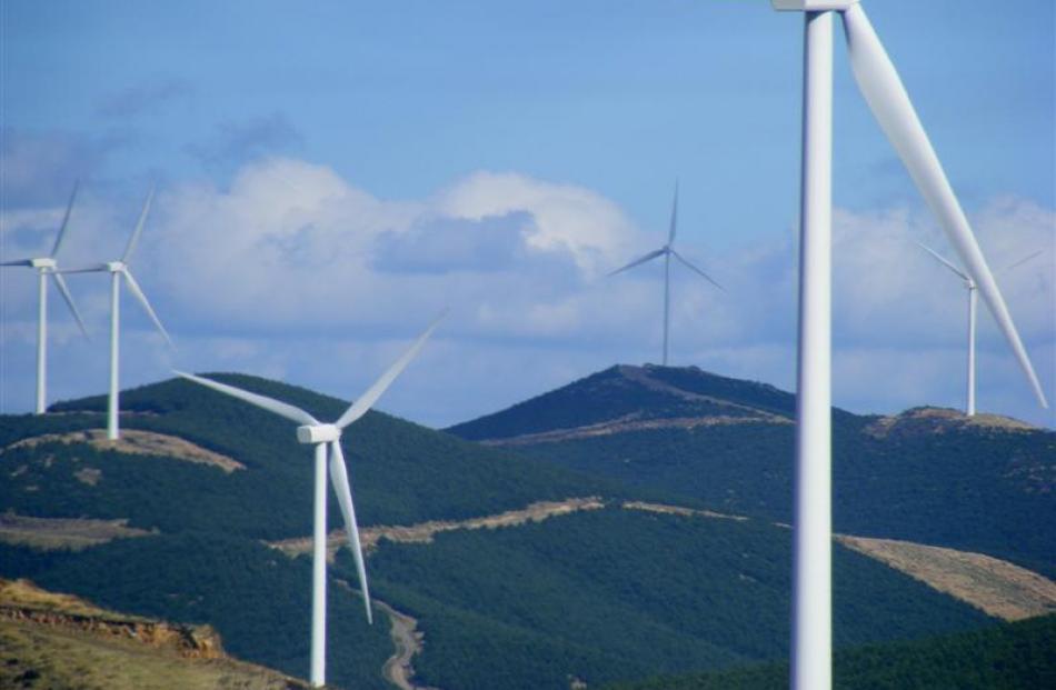 Meridian Energy's White Hill wind farm near Mossburn. Photo by Simon Hartley