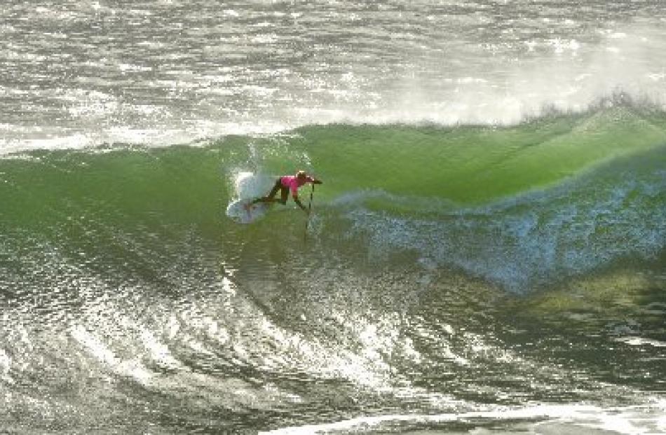 Connor Baxter carves across the face.