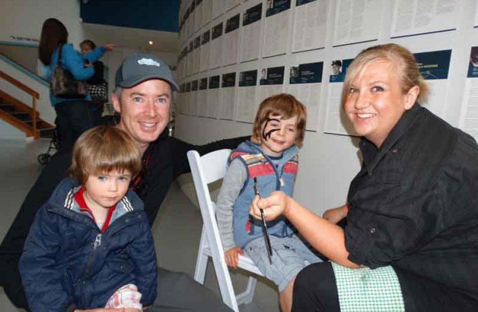 Finn (2), Dion and Noah Crannitch (4), all of Dunedin, and Lianne Saunders, of Wanaka.