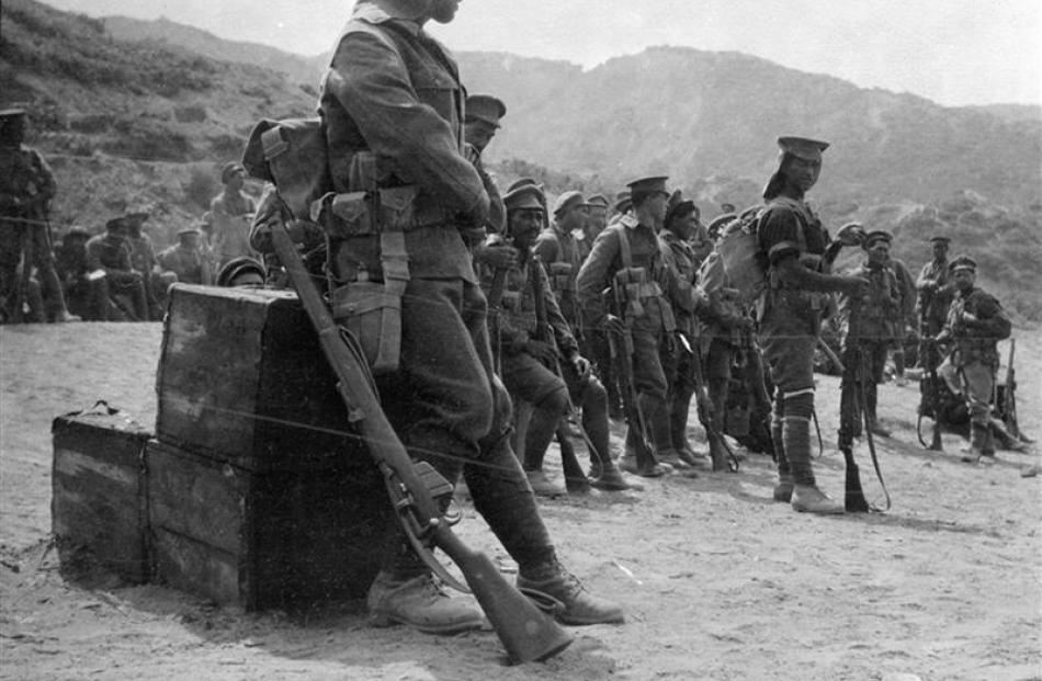 Maori of the Native Contingent or Pioneer Battalion were also present at Gallipoli and were...