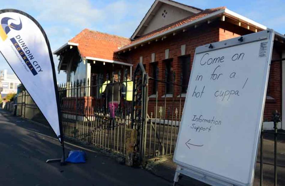 "Come on in for a cuppa" sign at the Dunedin South Presbyterian Church.