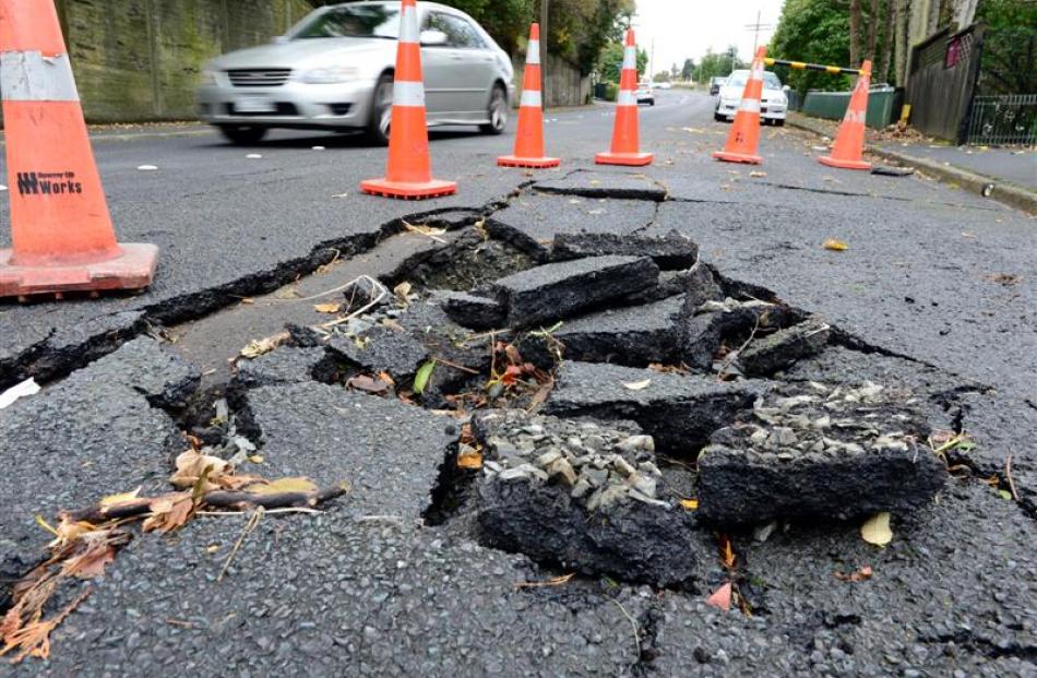 Broken road seal in Glen Rd, Mornington. Photo by Gerard O'Brien.