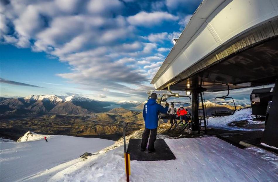 A helpful ''lifty'' at the top of the Coronet Express chairlift.  Photo by Kyle Mulinder.