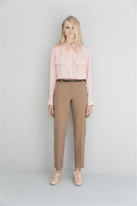 The classic Garcon pants from Carlson is a go-anywhere gem in the wardrobe. Stocked at Carlson.