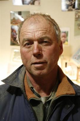 Steve Bell. Photos by Steve Traynor.