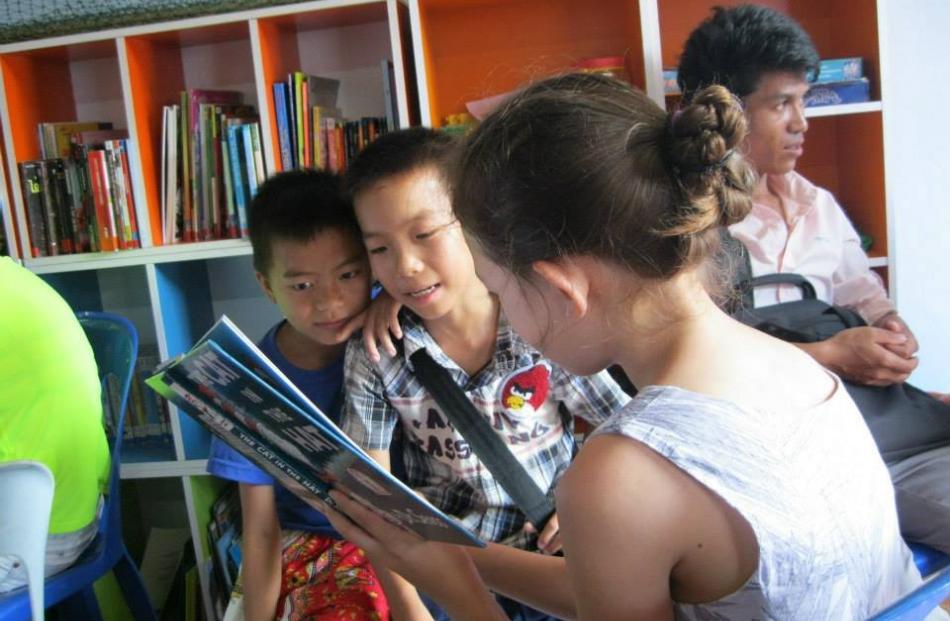 An English-language session at Big Brother Mouse. PHOTO: JANICE MURPHY