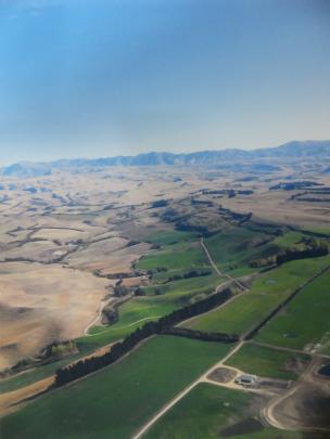 The dramatic effects of irrigation are demonstrated in this aerial photograph of the Ngapara...