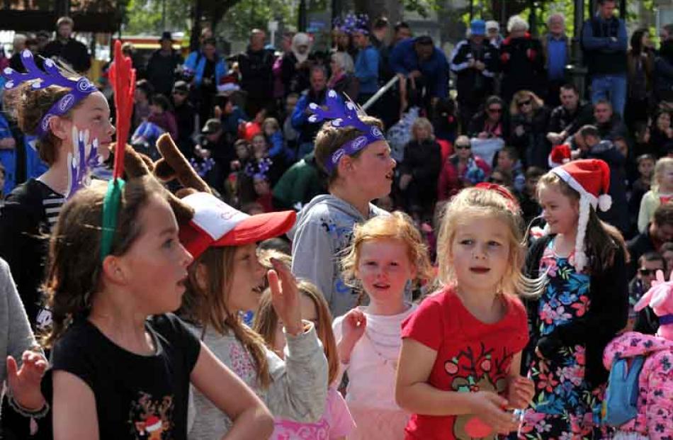Dunedin's Santa parade. Photos by Christine O'Connor.