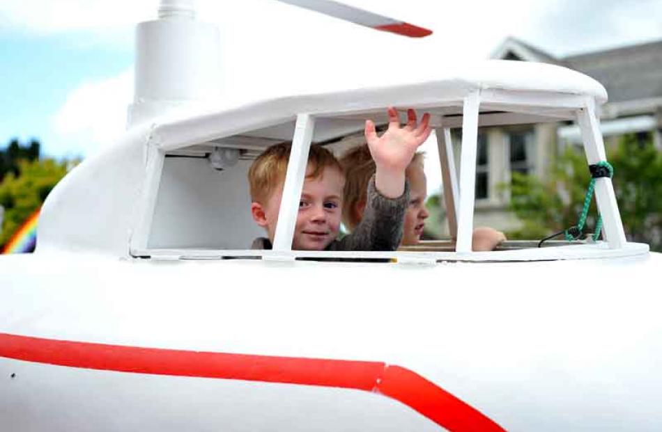 Dunedin's Santa parade. Photos by Christine O'Connor.