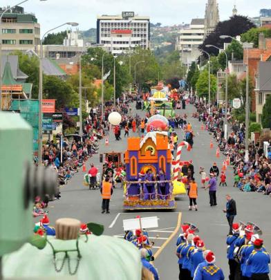 Dunedin's Santa parade. Photos by Christine O'Connor.
