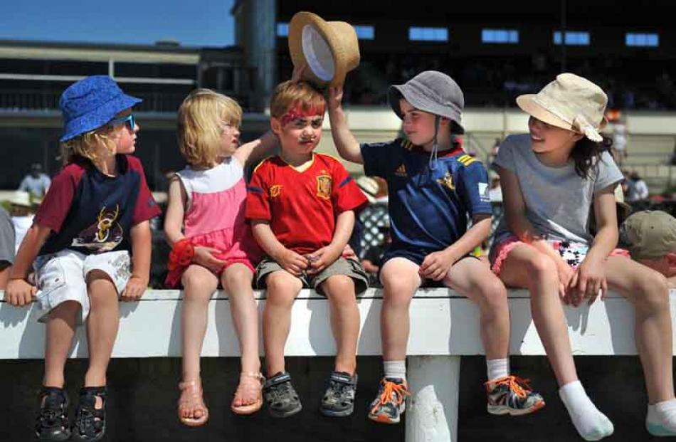 Boston Easson (5) of Riverton, Hollie (2) and Quinn (3) Jones of Dunedin, and Liam (5) and Sarah ...