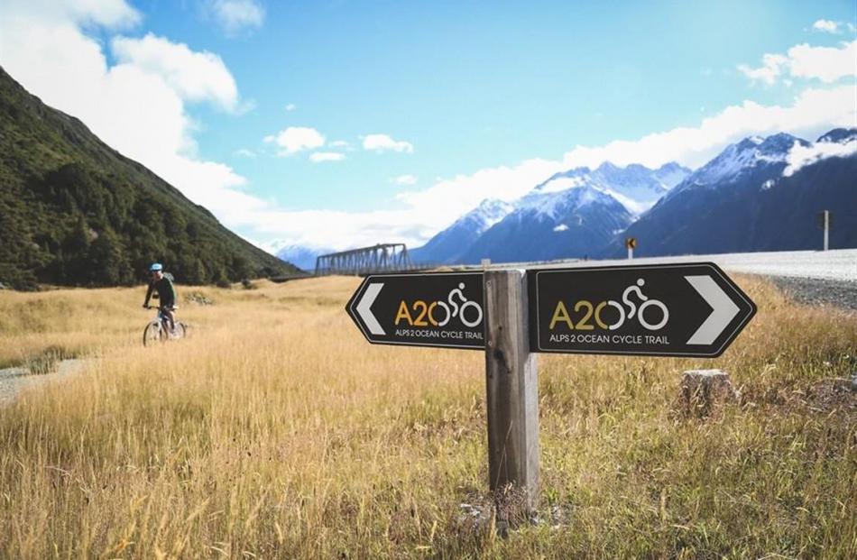 The Alps 2 Ocean Cycle Trail made it on to the Frommer’s list of the world’s 16 best destinations...