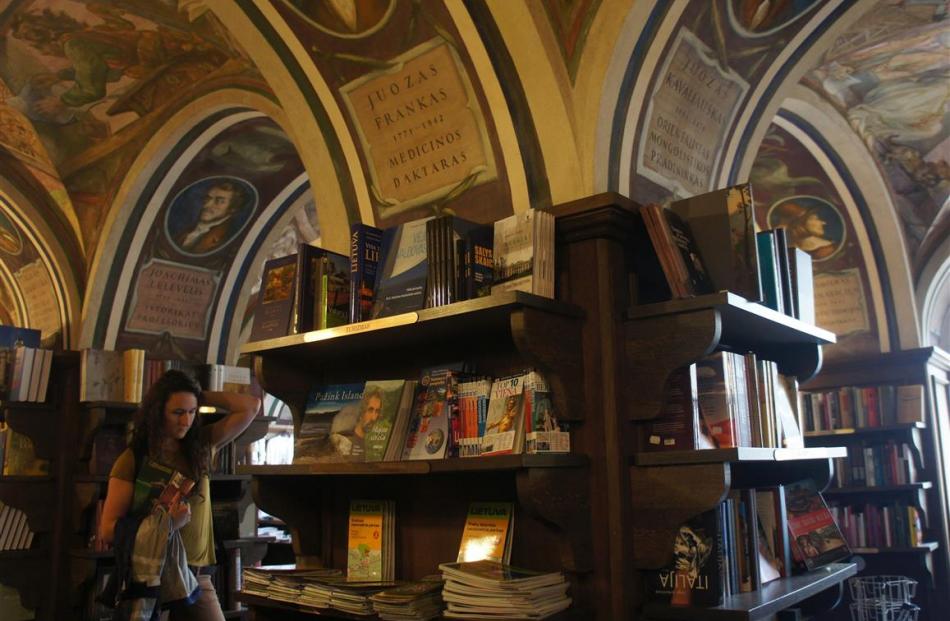 The frescoes in Vilnius University’s Littera bookshop mark the achievements of some of the most...