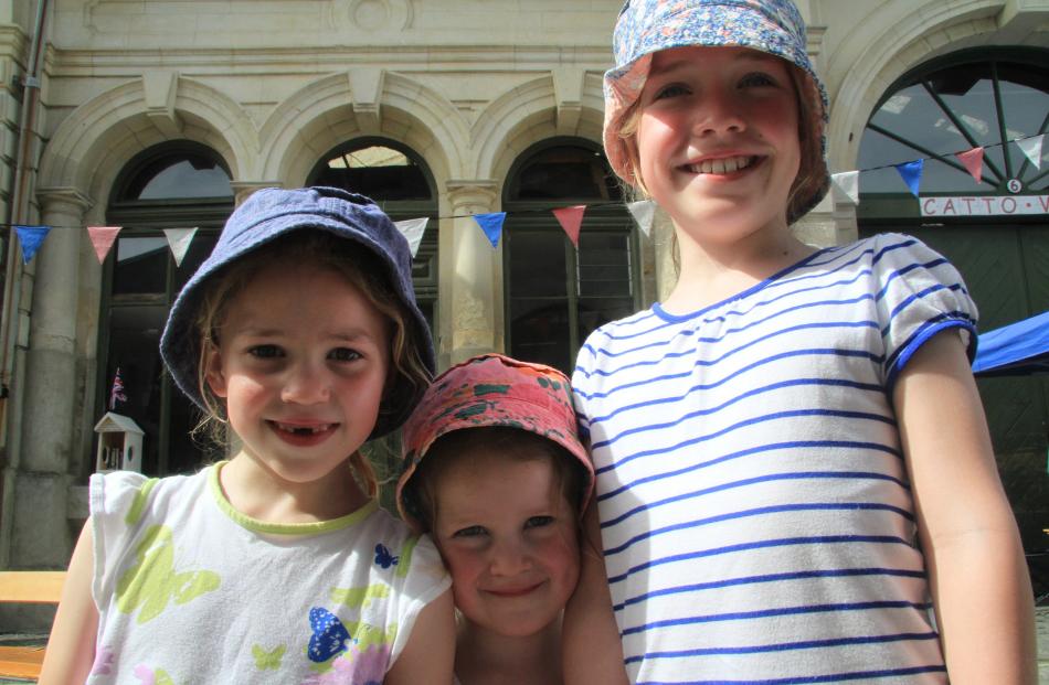 Laura (6), Amy (3) and Kirsty Taylor, all of Scotland.