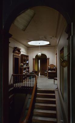 A large dome-shaped skylight lights the upstairs foyer. PHOTO: GERARD O'BRIEN