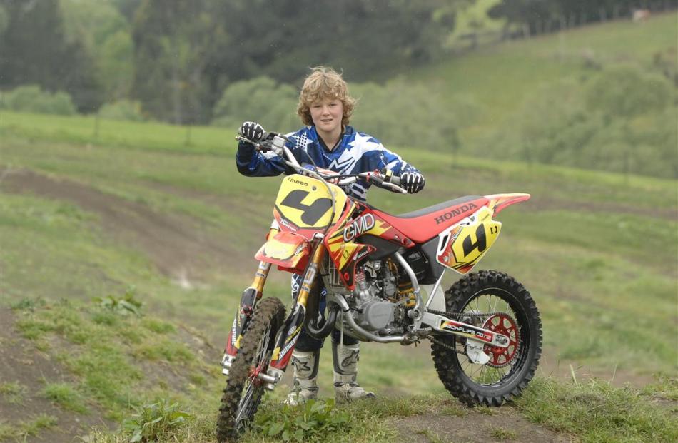 Courtney Duncan aged 12, at her home in  Palmerston, in 2008. Photo by Linda Robertson.