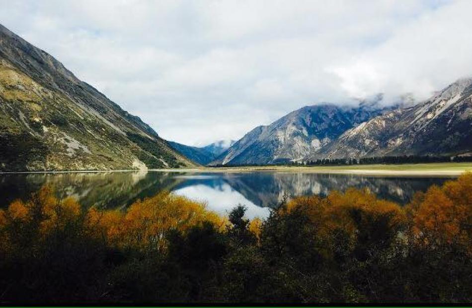 Lake Pearson (Canterbury). Photo Charissa Harrison