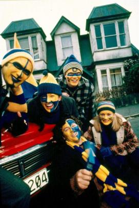 The cast of the film Scarfies outside the Brown St flat in Dunedin. Photo from NZ Film Commission.
