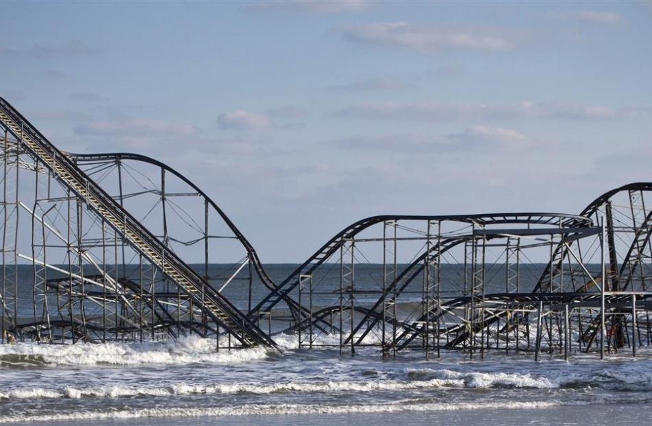 Weather events such as Hurricane Sandy challenge ‘‘System 1’’ thinking, confronting us with the...