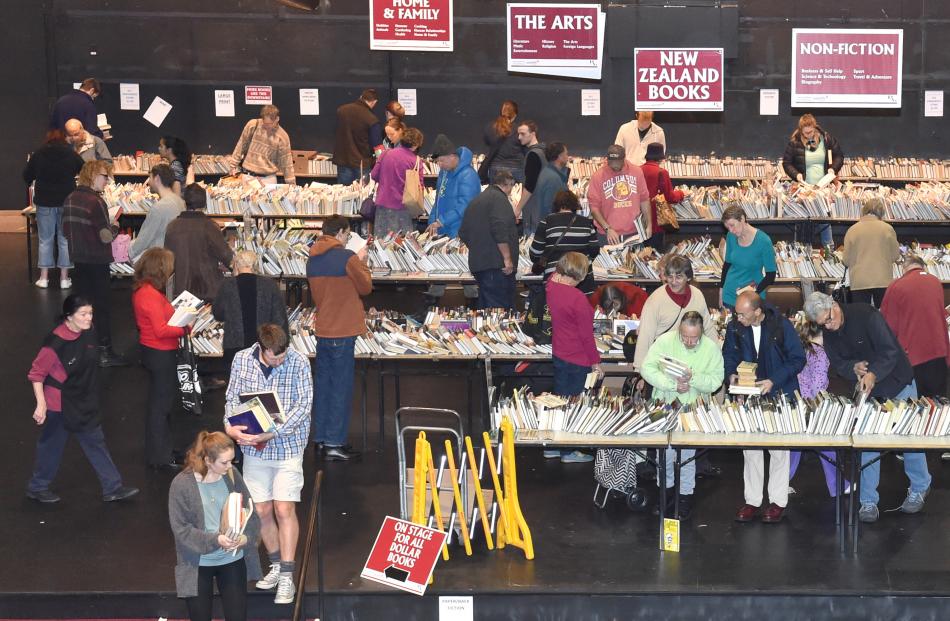 Bookworms search for bargains in the closing minutes of the Regent Theatre 24-Hour Book Sale....