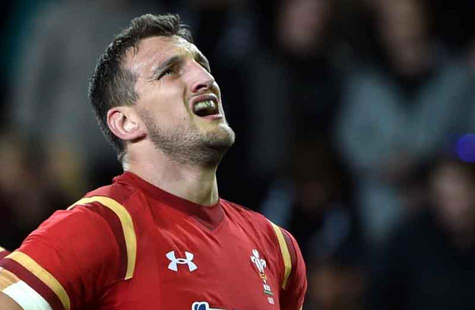 Wales captain Sam Warburton shows his frustration.