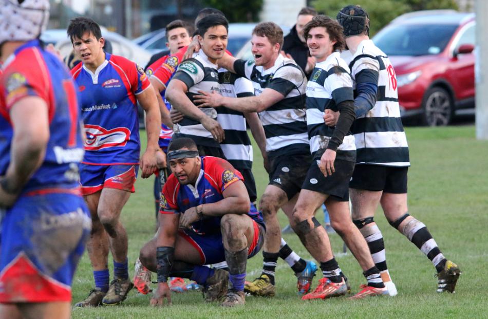 Action from today's Southern v Harbour match. Photo: Caswell Images