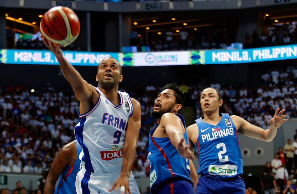 Tony Parker gets to the hoop for France against the Philippines. Photo: Getty Images
