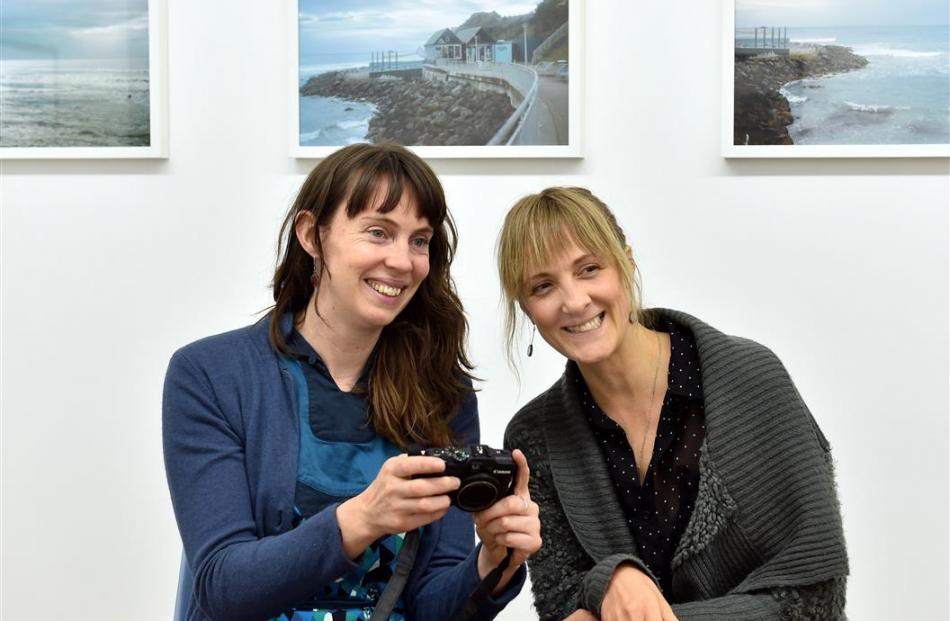 Public artist and designer Beth Ferguson (left) and Zero1 American Arts Incubator programme...