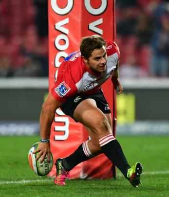 Rohan Janse van Rensburg scores for the Lions. Photo: Getty Images