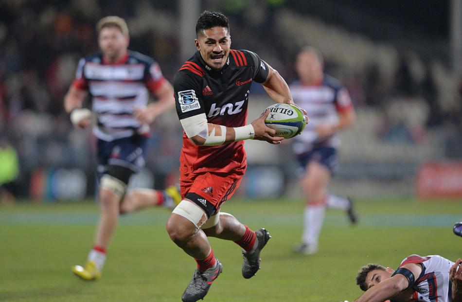 Pete Samu carries the ball for the Crusaders. Photo: Getty Images